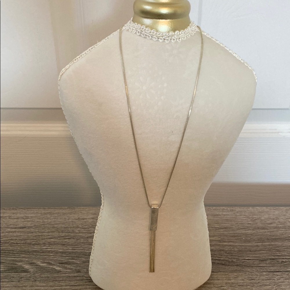 Elegant Silver tone Necklace.  NWOT
